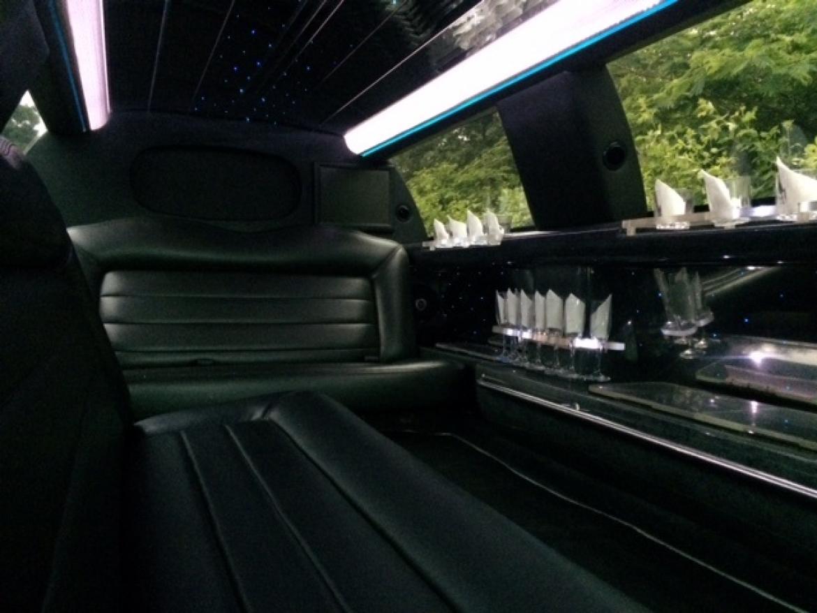 Photo of Limousine for sale: 2007 Lincoln Town Car 120" by Tiffany