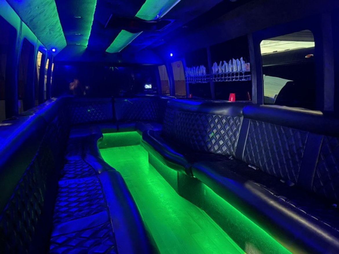 Limo Bus for Sale in Austin, TX - Photo 14