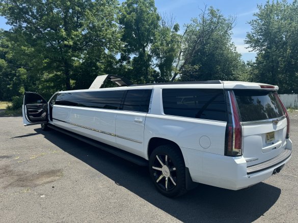 2017 Cadillac Escalade Limousine