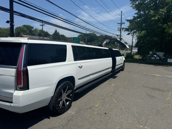 2017 Cadillac Escalade Limousine