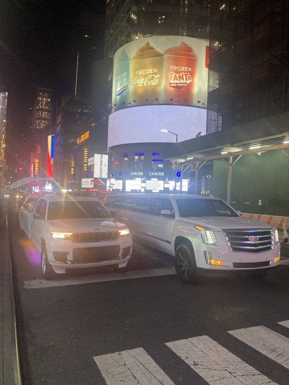 2017 Cadillac Escalade Limousine