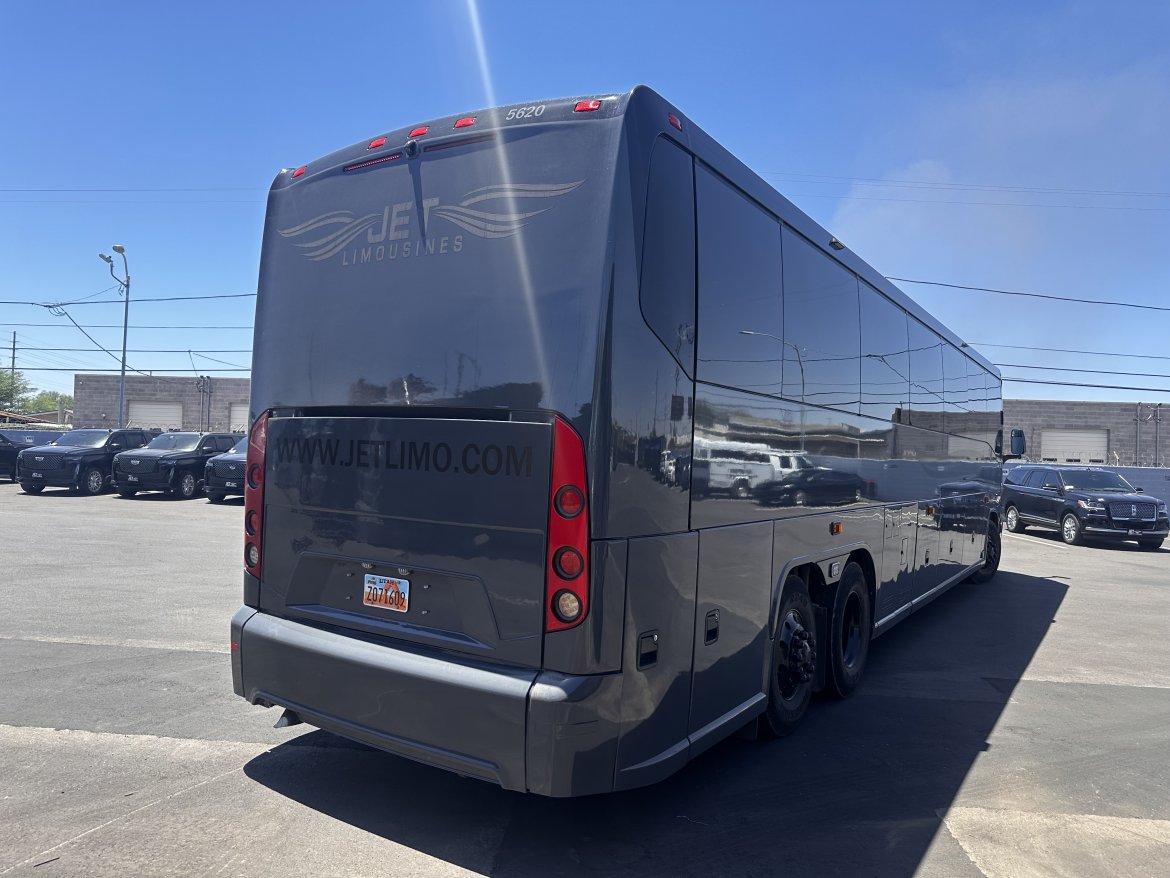 Motorcoach for Sale in Phoenix, AZ - Photo 4