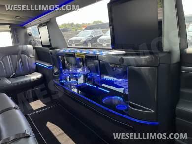 2018 Royale Lincoln MKT Limousine - Limousine for Sale in Pasadena, MD - Photo 7