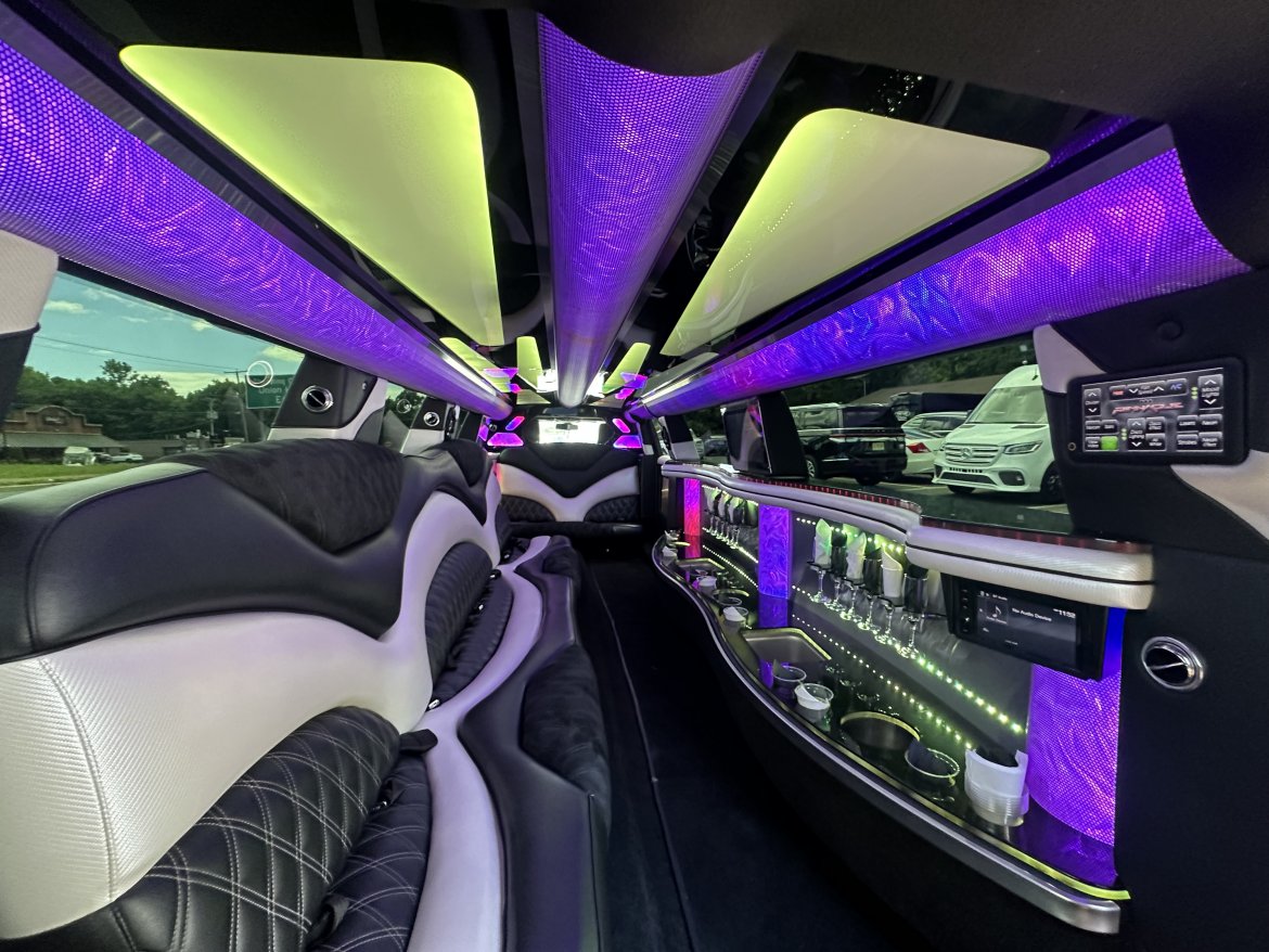 Limousine for sale: 2019 Lincoln MKT 180 180&quot; by Pinnacle Limousine Mfg.