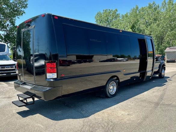 2014 Ford F-550 Party Bus Limousine