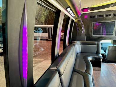 2014 Ford F-550 Party Bus Limousine