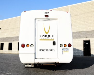 2008 Freightliner Bus  Motorcoach for Sale in Harrisburg, PA - Photo 2