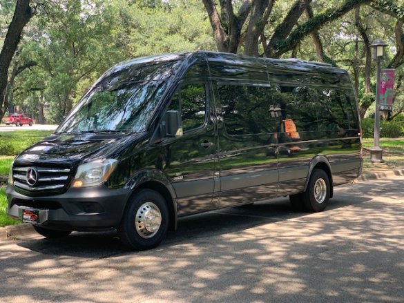 2015 Grech Motors Mercedes-Benz 3500 Sprinter Limo (Reupholstered and Refinished)