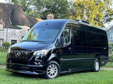 2024 V6 Eco Revolution Limousine Auto Elite Mercedes-Benz Sprinter