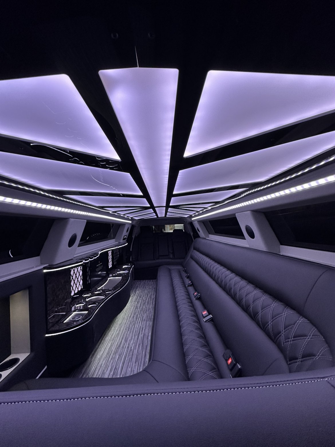 Limousine for Sale in Springfield, MO - Photo 3