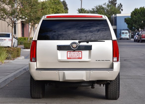 2012 Chevrolet Sububalade SUV Stretch for Sale in Fontana, CA - Photo 2