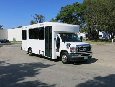 2024 Endera Motors Ford E-450 Super Duty ADA Bus Shuttle