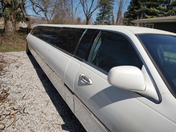 2006 Lincoln Town Car Limousine