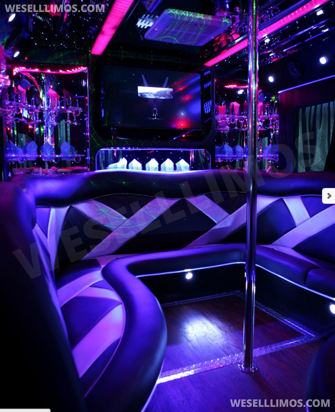 Photo of Limo Bus for sale: 2010 Freightliner VIP Party Bus by CT Coachworks