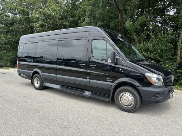 2014 Executive Coach Builders Mercedes-Benz 3500 Sprinter