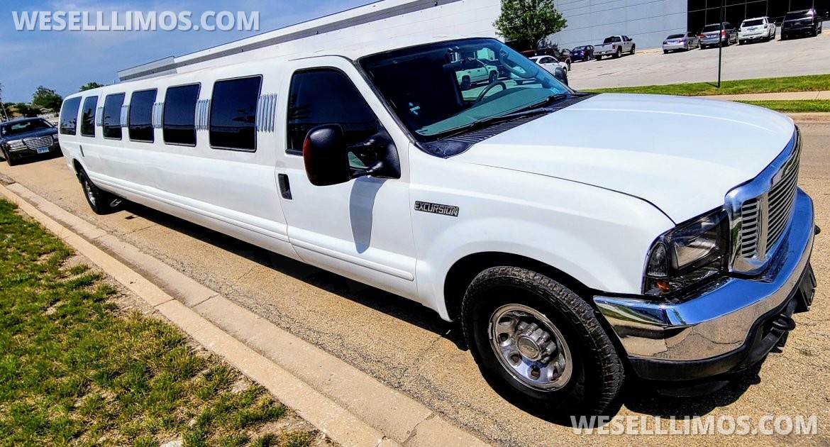 Used 2004 Ford EXCURSION XLT for sale in CHICAGO, IL #WS-17863 | We ...