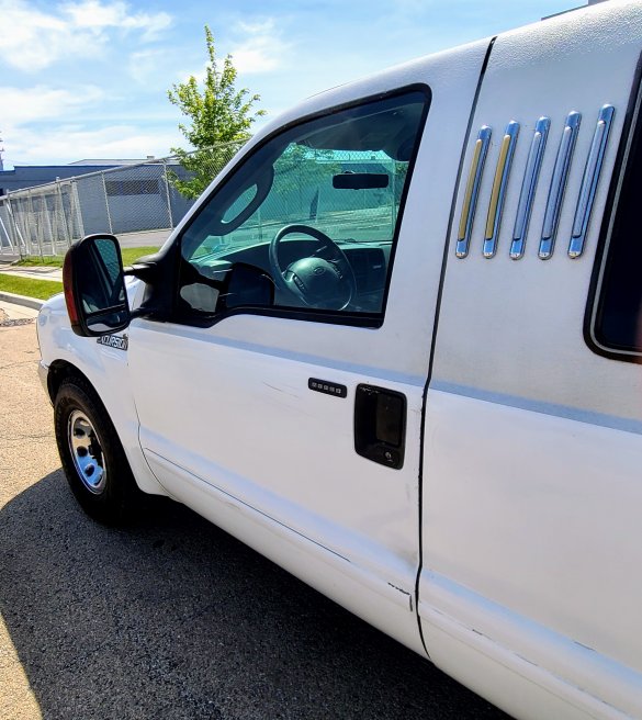 2004 Ford Excursion XLT Limousine