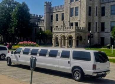 2004 Ford Excursion XLT Limousine