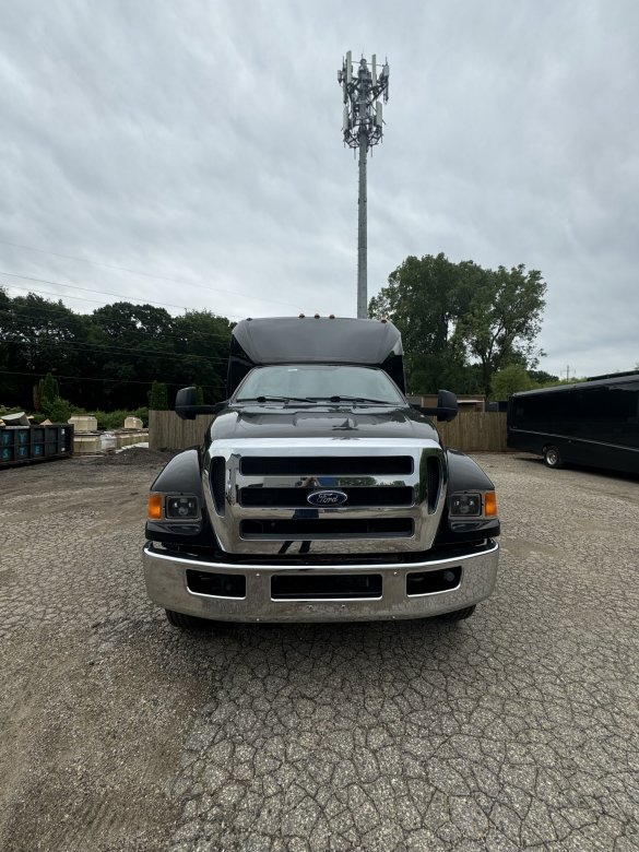 2013 Ford F650 Grech GM 40 45ft Executive Shuttle