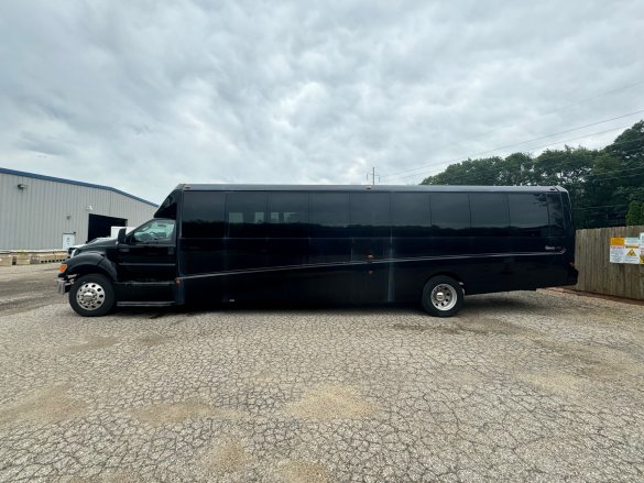 2013 Ford F650 Grech GM 40 45ft Executive Shuttle