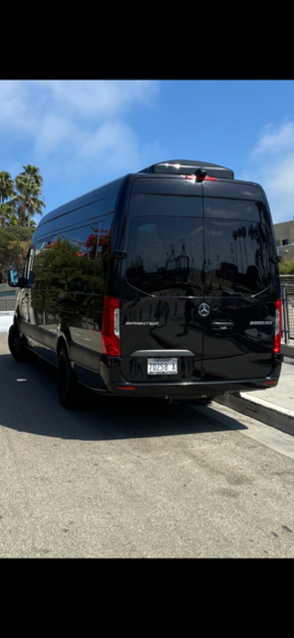 2019 Caleche Mercedes-Benz 3500XD Sprinter Shuttle