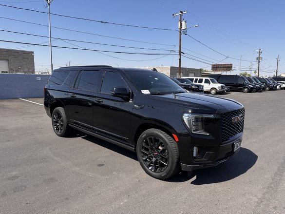 2022 GMC Yukon Denali XL SUV for Sale in Phoenix, AZ - Main Photo