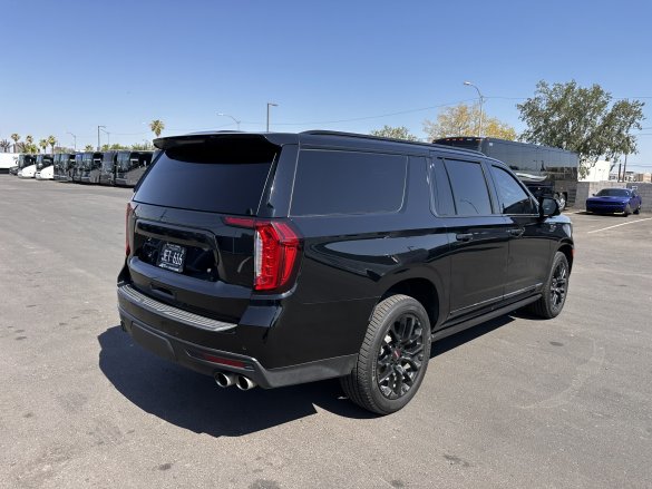 2022 GMC Yukon Denali XL SUV for Sale in Phoenix, AZ - Photo 3