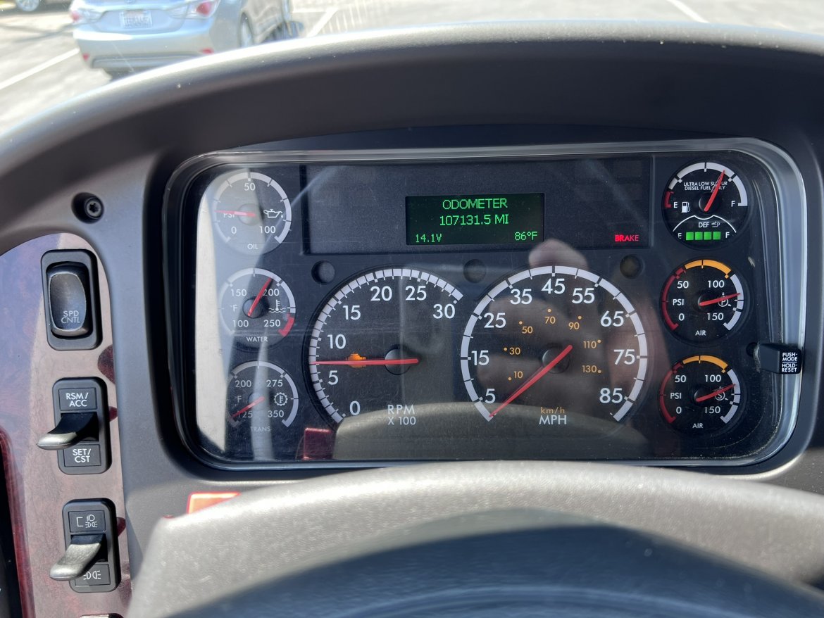 Executive Shuttle for Sale in Anaheim, CA - Photo 7