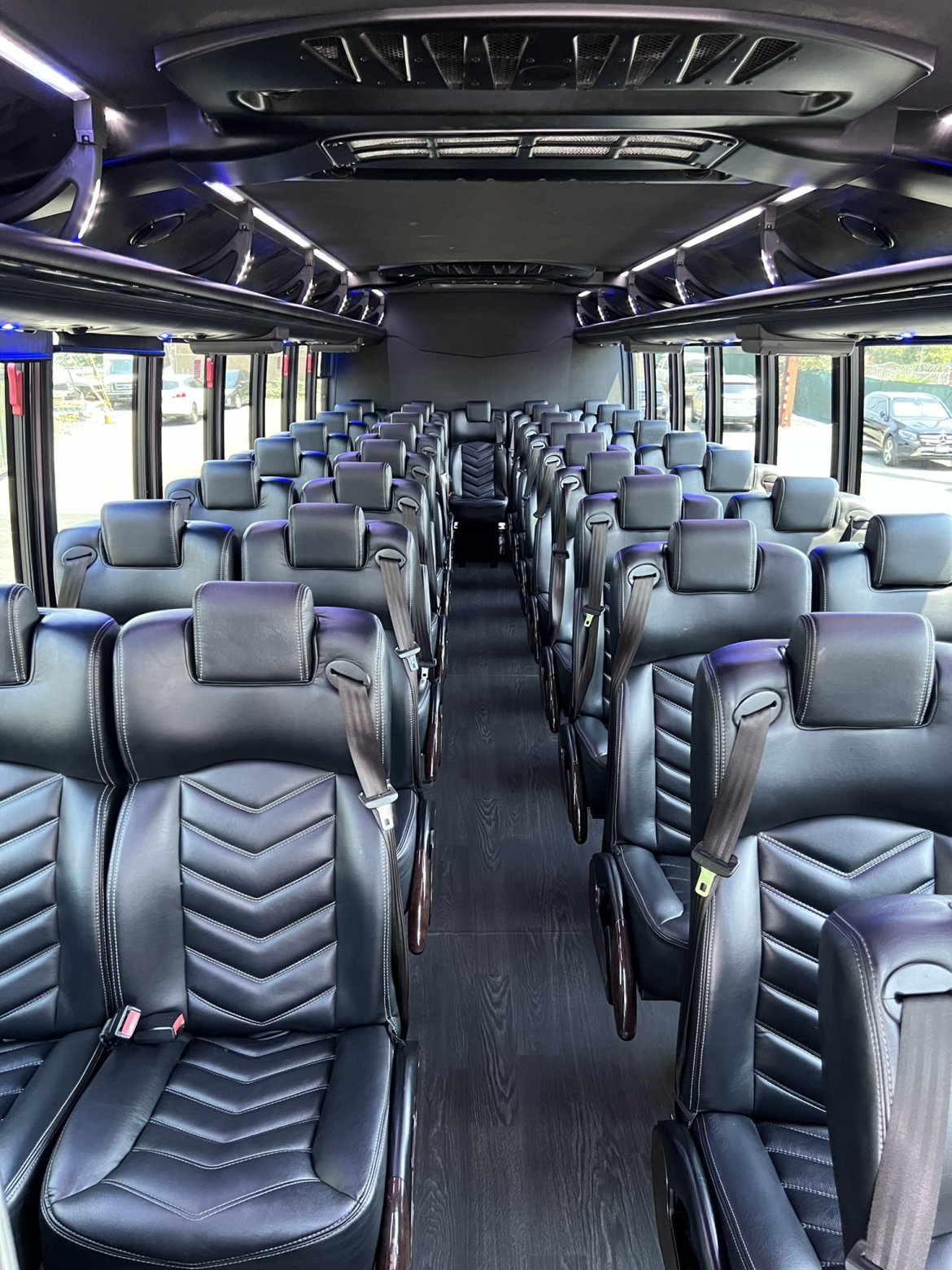 Executive Shuttle for Sale in Anaheim, CA - Photo 2