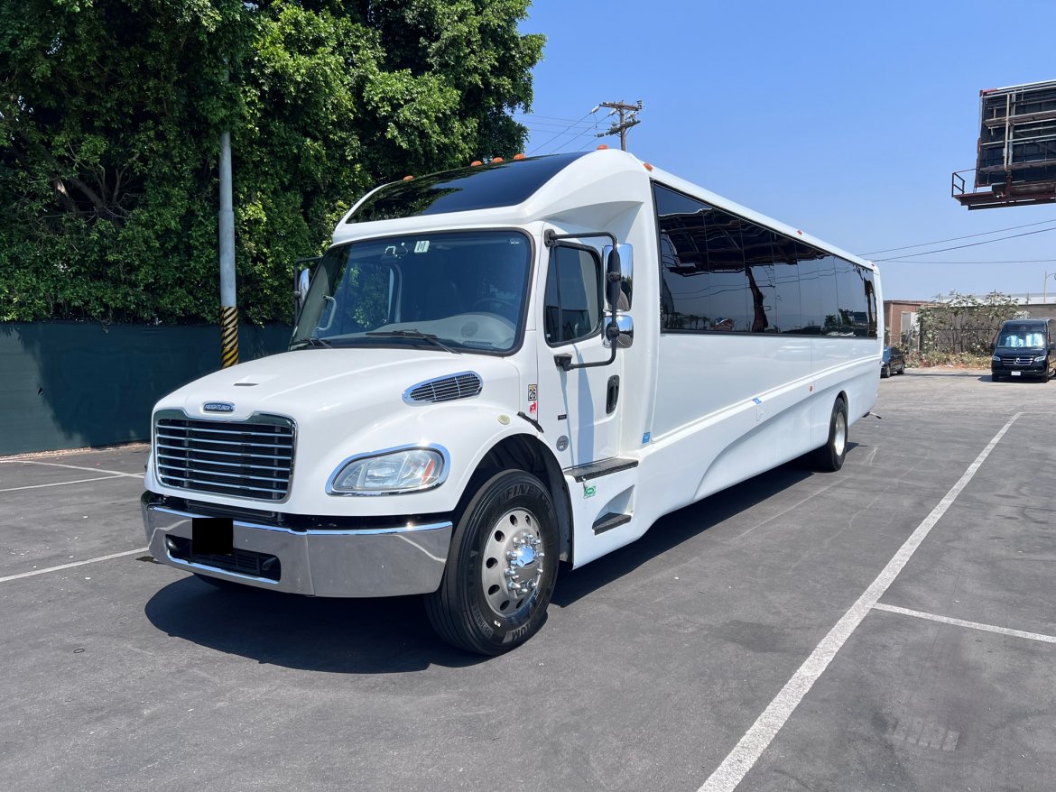 Executive Shuttle for sale: 2018 Freightliner M2 GM 40 by Grech