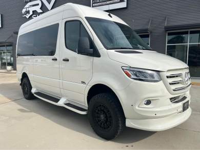 2023 Midwest Luxe Cruiser 144 D4 4x4