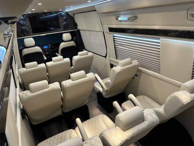 2024 AWD 15 Passenger Coach Minibus Auto Elite Mercedes-Benz Sprinter