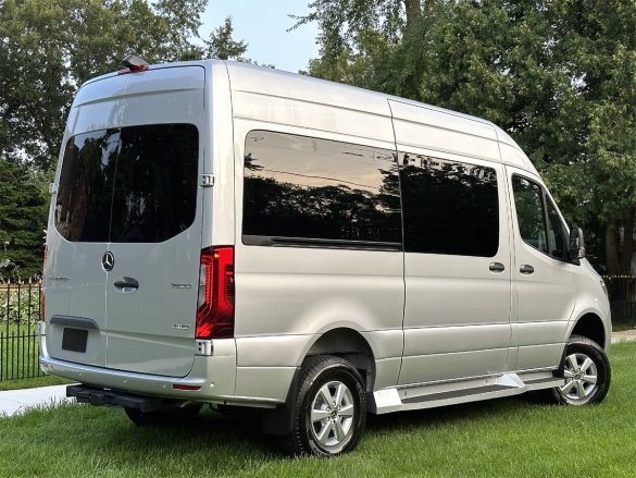 2023 AWD Transformer 144WB 9 Passenger Auto Elite Mercedes-Benz Sprinter