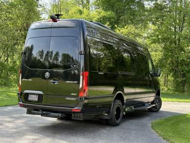 2025 AWD Eco Revolution Auto Elite Mercedes-Benz Sprinter