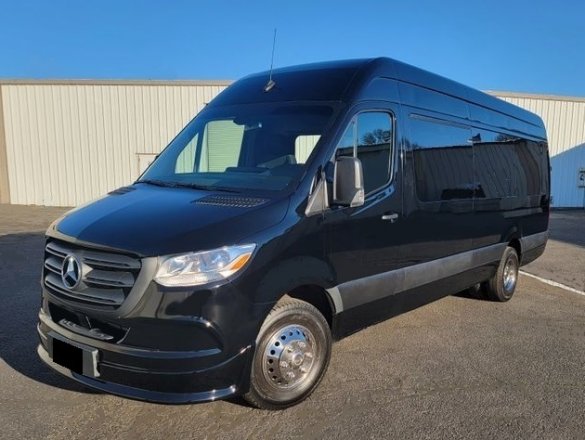 •BEAUTIFUL: 2019 Grech Mercedes Sprinter 3500 BlueTec Turbo Diesel 14-Passenger LimoYacht