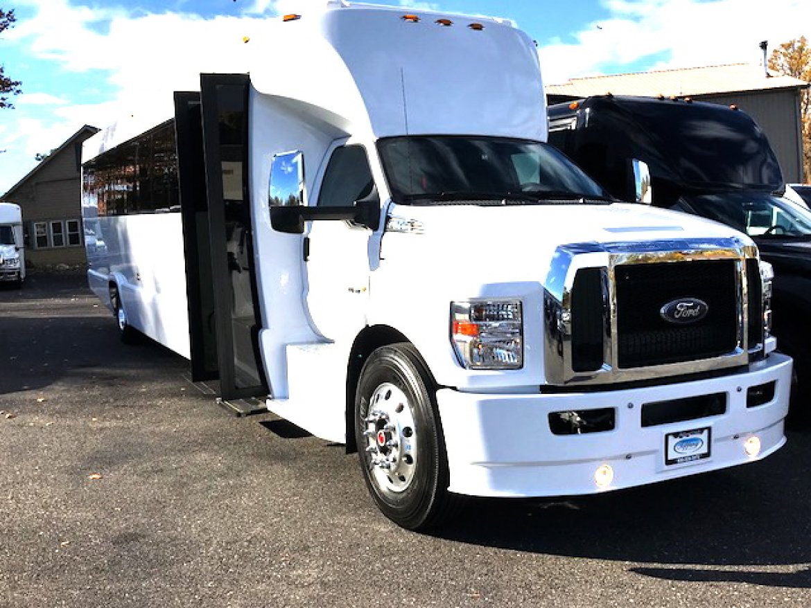 Photo of Limo Bus for sale: 2018 Ford F-650 42&quot; by Tiffany Coach