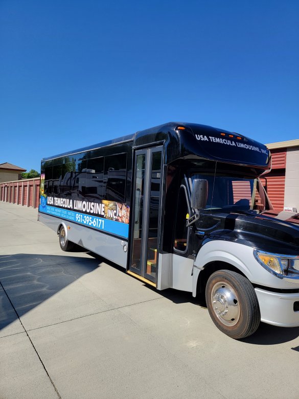 2014 International 2014 Limo Bus