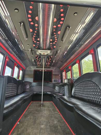 2011 Ecb Ford E450 Limo Bus