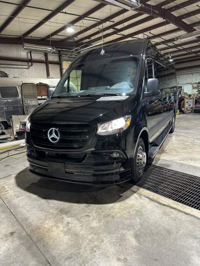 2025 LimoLand  Mercedes-Benz Sprinter  CEO SUV Mobile Office