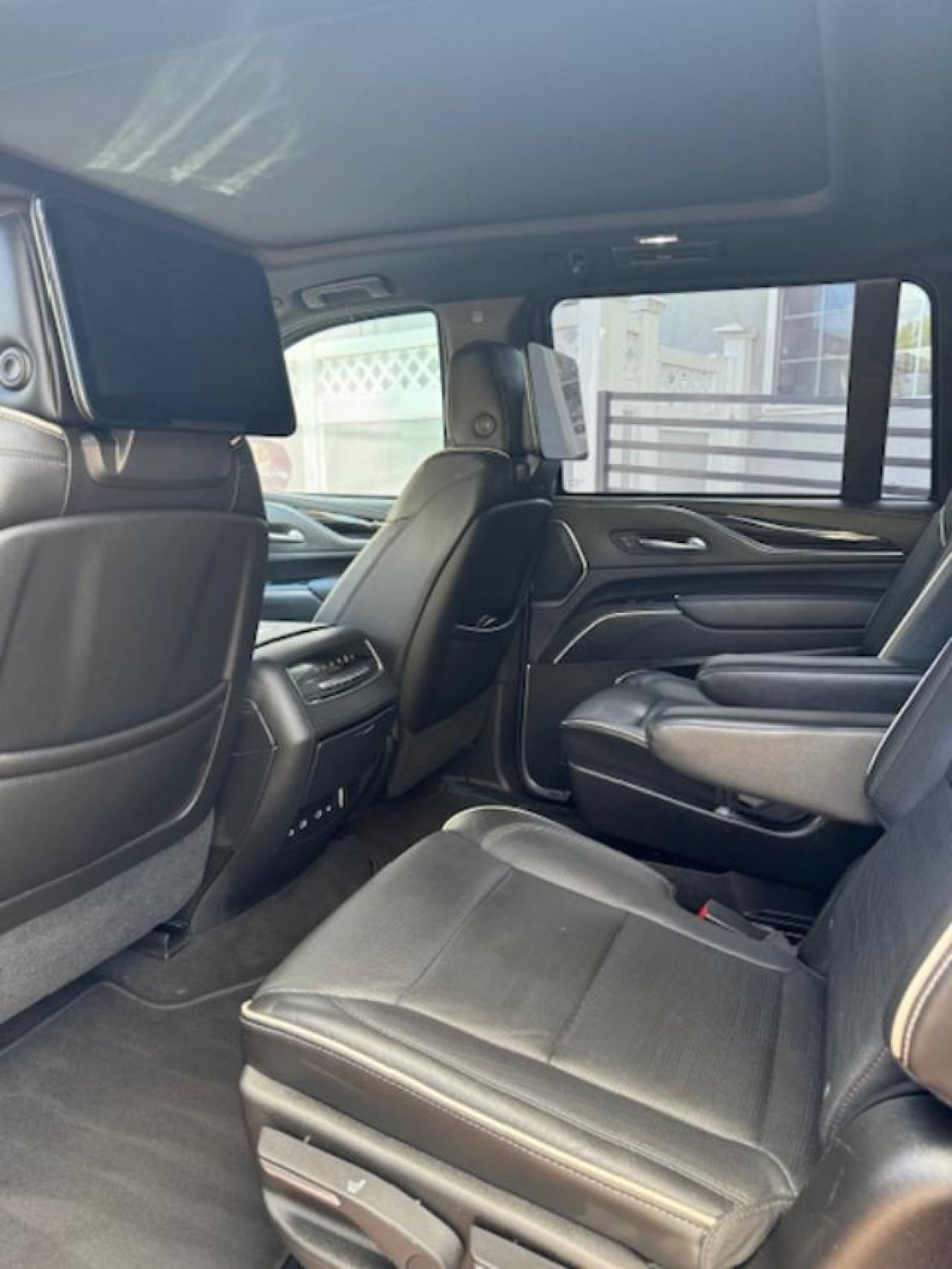 SUV for Sale in Ontario, CA - Photo 9