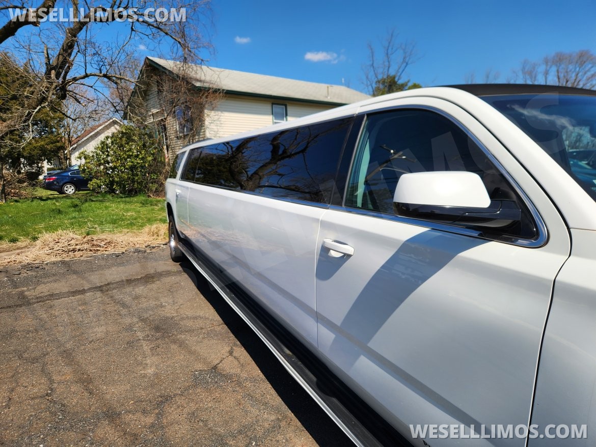 Photo of SUV Stretch for sale: 2015 Chevrolet suburban 140&quot; by pinnaclelimousinemfg