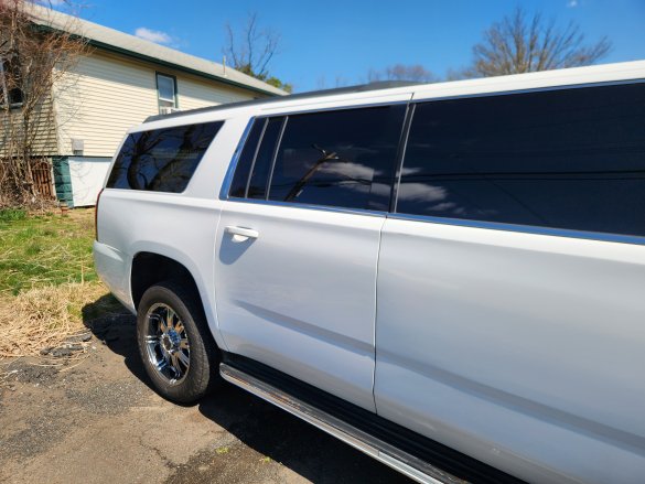 2015 pinnaclelimousinemfg Chevrolet suburban SUV Stretch