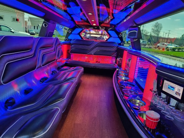 2015 pinnaclelimousinemfg Chevrolet suburban SUV Stretch