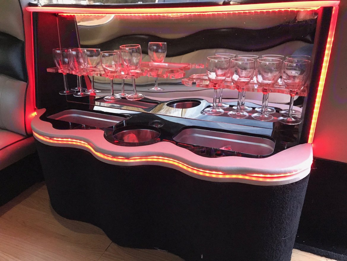 Photo of SUV Stretch for sale: 2002 Cadillac ESCALADE