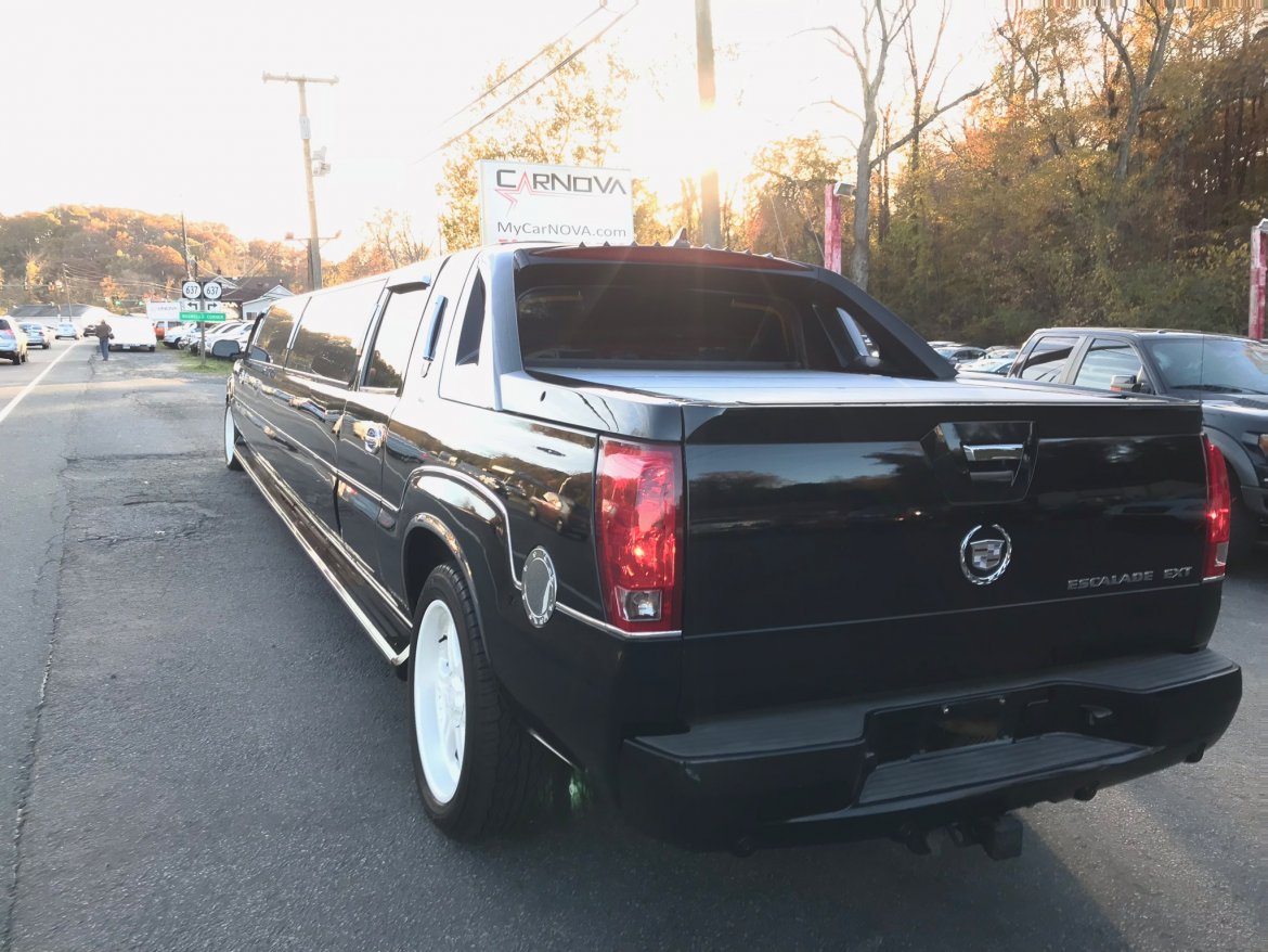 Photo of SUV Stretch for sale: 2002 Cadillac ESCALADE