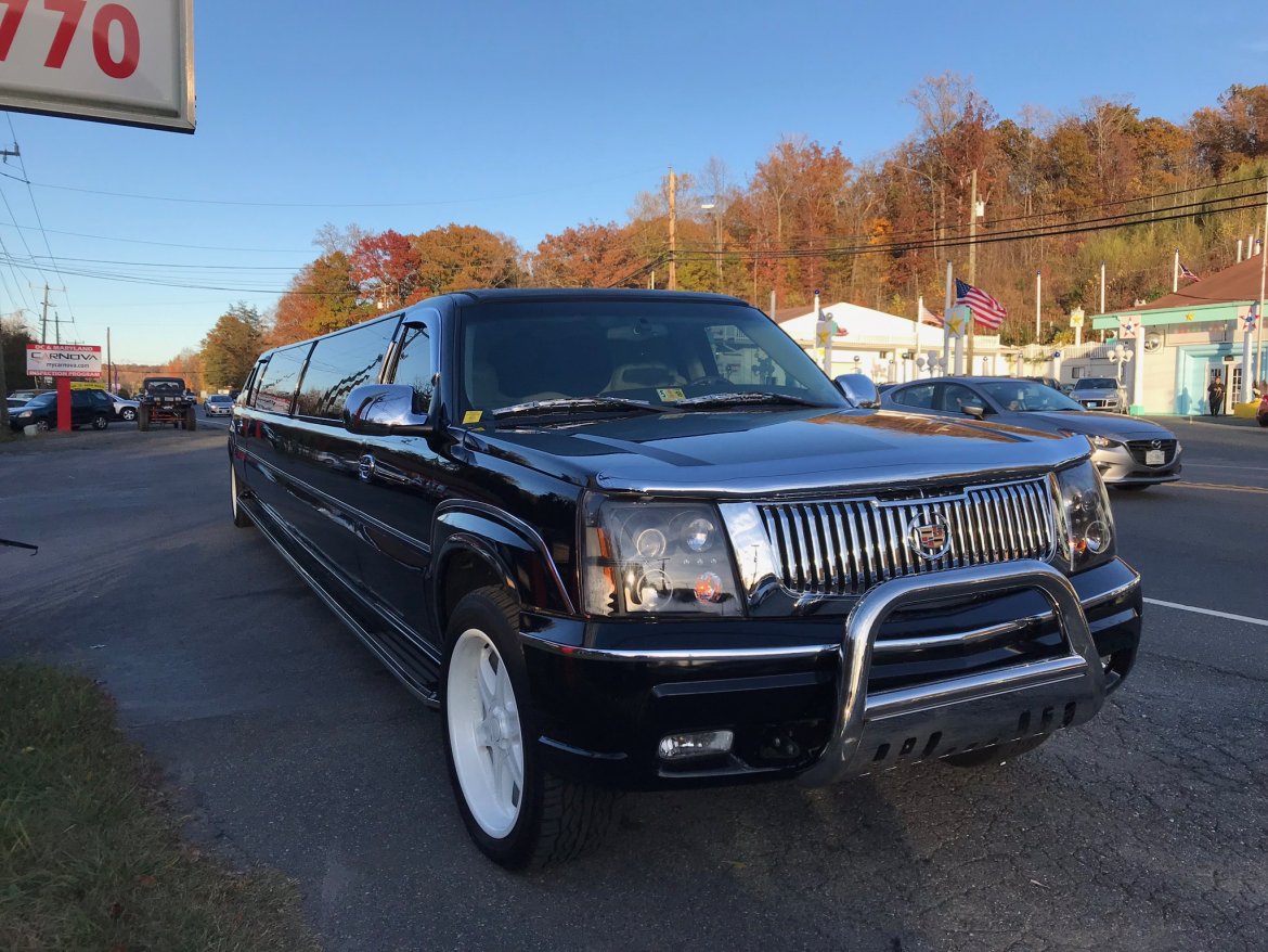 Photo of SUV Stretch for sale: 2002 Cadillac ESCALADE