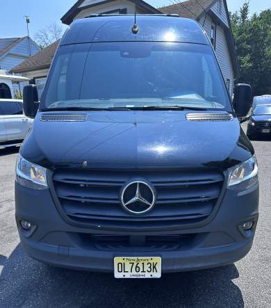 2021 Platinum Big Toys Mercedes-Benz Sprinter Limousine