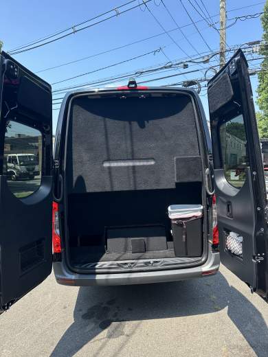 2021 Platinum Big Toys Mercedes-Benz Sprinter Limousine