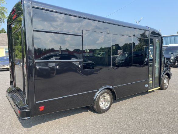 2017 Battisti Ford Transit Limo Bus