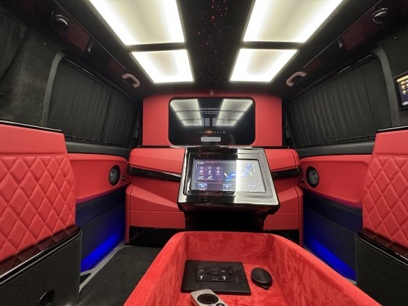 2023 Mercedes-Benz Metris Maybach CEO Sprinter for Sale in Springfield, MO - Photo 3